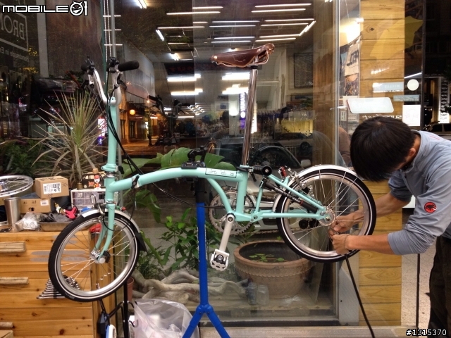 請教各位Brompton 的愛車怎樣改裝+裝扮 (更新 10/29開箱!!! 車終於到貨啦!! )
