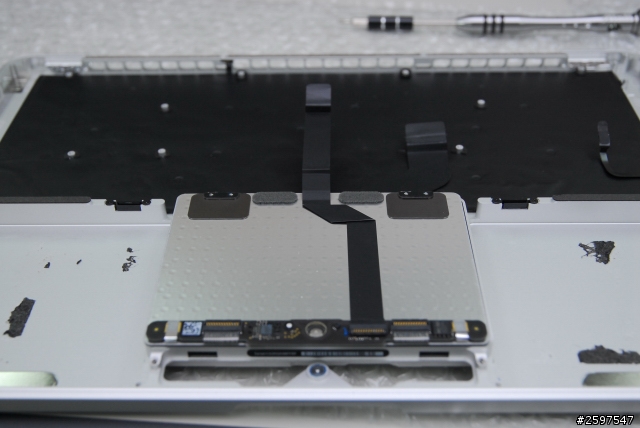 Macbook pro retina 13.3" C蓋鍵盤更換
