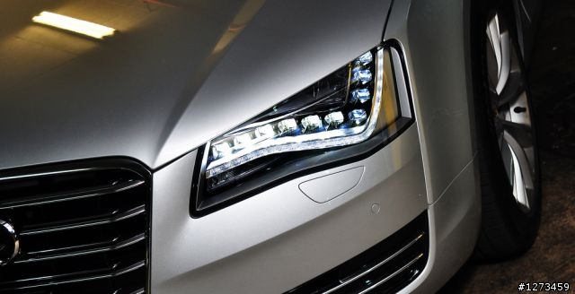 --科技旗艦-- Audi A8L 4.0T 分享