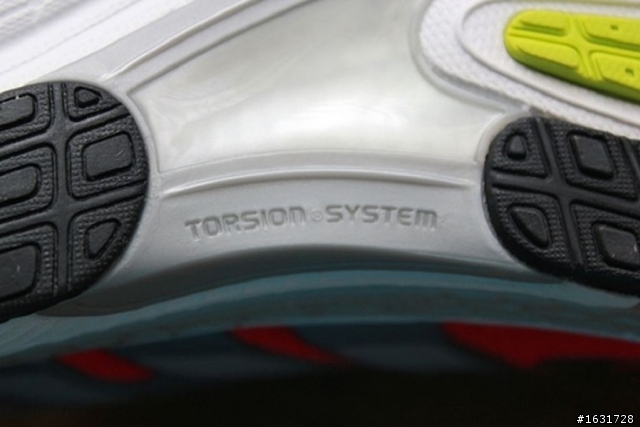 adidas supernova sequence 6 m --- 2013 台北馬拉松訓練跑鞋