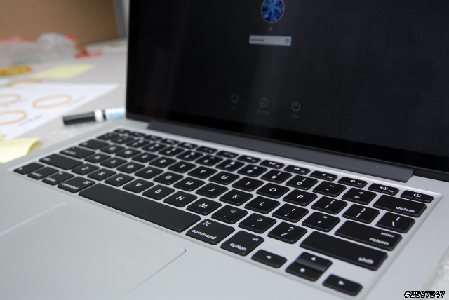Macbook pro retina 13.3" C蓋鍵盤更換
