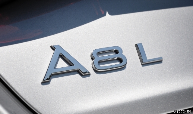 --科技旗艦-- Audi A8L 4.0T 分享