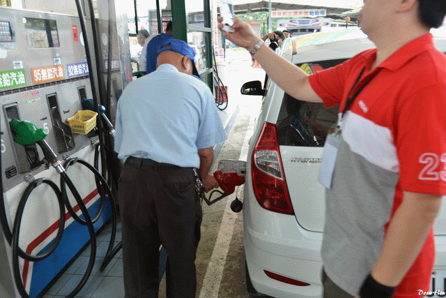 【體驗活動】越級登場!省油與舒適兼顧 Nissan SUPER SENTRA 體驗試駕活動( 50讚加碼福利照 )