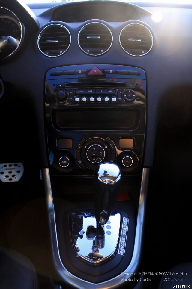 <開箱> Peugeot 308SW 1.6-ehdi