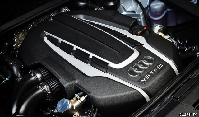 --科技旗艦-- Audi A8L 4.0T 分享