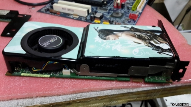 NVIDIA 9800GT 水冷,致冷片 資源回收愛地球改裝~~
