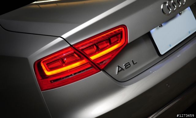 --科技旗艦-- Audi A8L 4.0T 分享