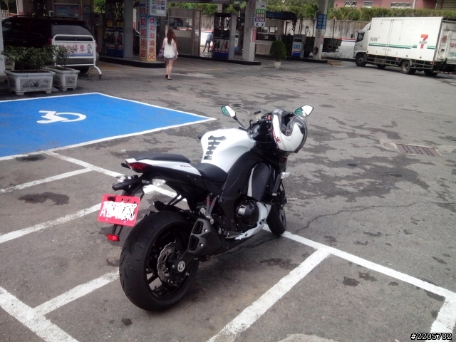 2013 NINJA 1000SX 開箱 初跑心得(補1萬公里騎乘心得)
