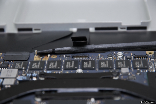 Macbook pro retina 13.3" C蓋鍵盤更換
