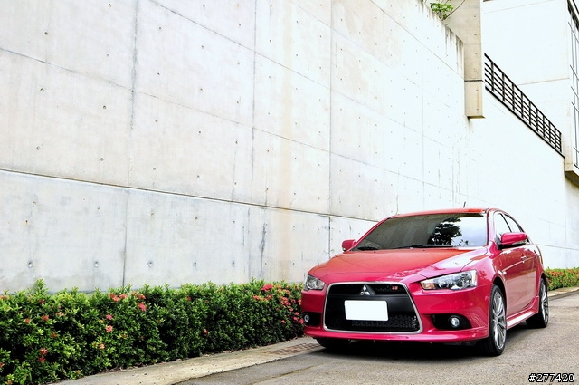 (更新照片)終於可以開箱了,LANCER SB