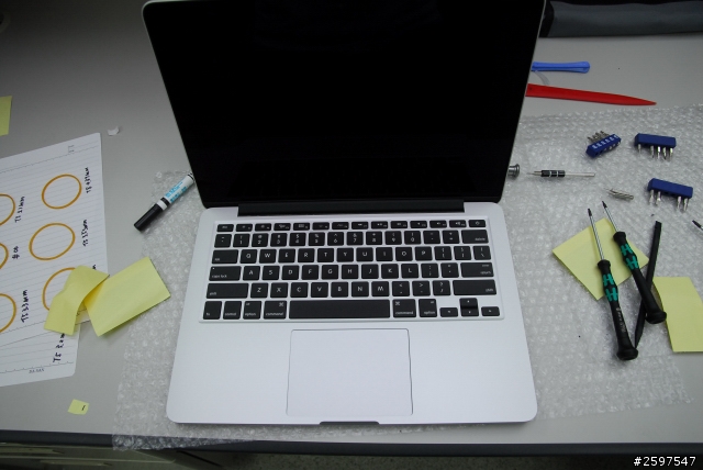 Macbook pro retina 13.3" C蓋鍵盤更換