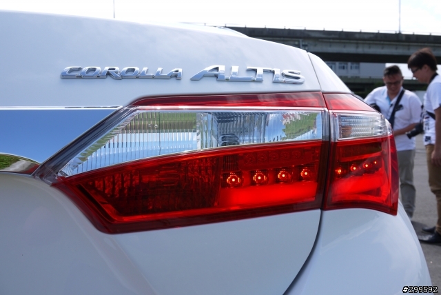 2014 COROLLA ALTIS城市駕遊趣