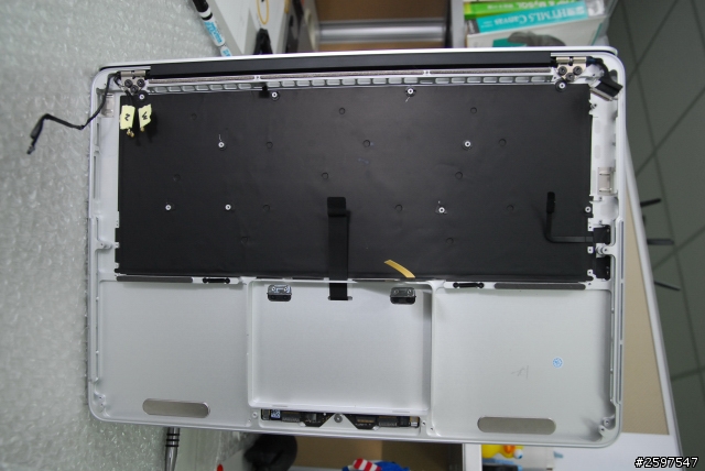 Macbook pro retina 13.3" C蓋鍵盤更換
