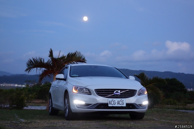 14年式 V60 D4 油耗測試及墾丁台東隨手拍