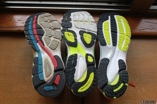 adidas supernova sequence 6 m --- 2013 台北馬拉松訓練跑鞋