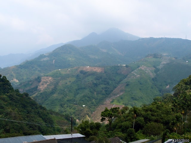【半日遊】騎近百里就為了...吃顆茶葉蛋。