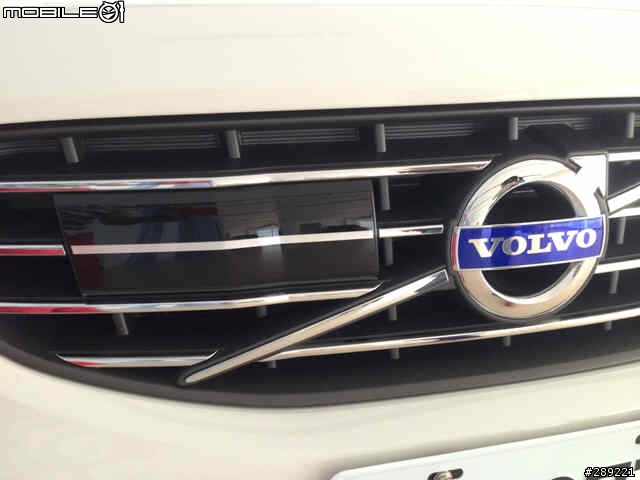 2014 XC60 D4 旗艦版 極地白 開箱囉~*