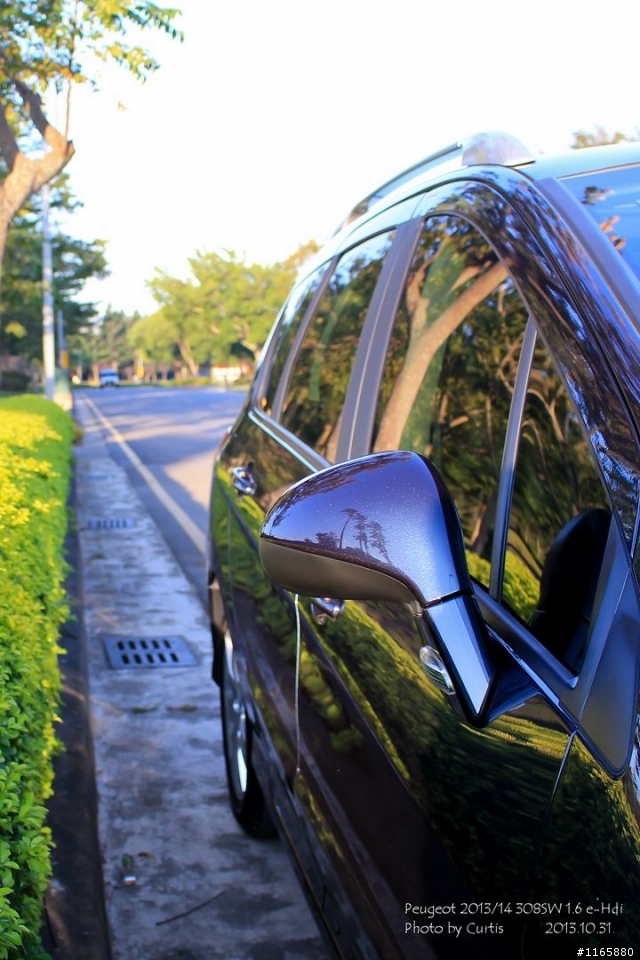 <開箱> Peugeot 308SW 1.6-ehdi