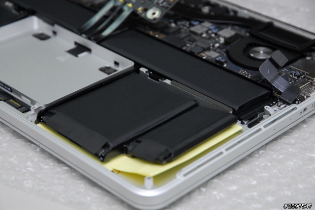 Macbook pro retina 13.3" C蓋鍵盤更換