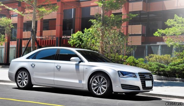 --科技旗艦-- Audi A8L 4.0T 分享