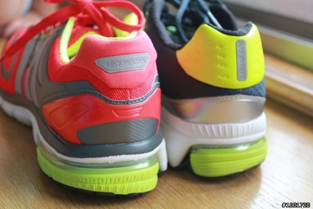 adidas supernova sequence 6 m --- 2013 台北馬拉松訓練跑鞋