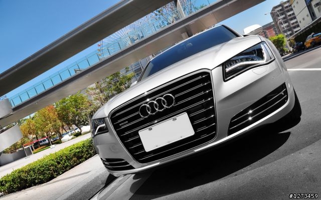 --科技旗艦-- Audi A8L 4.0T 分享