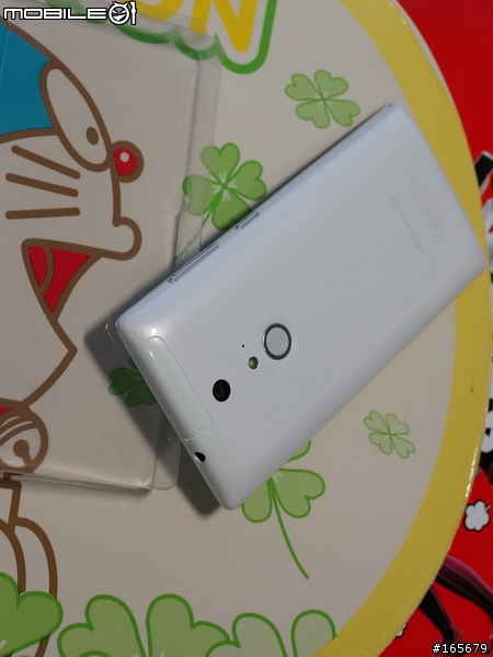 Fujitsu最新docomo冬季機王F-01F討論專貼