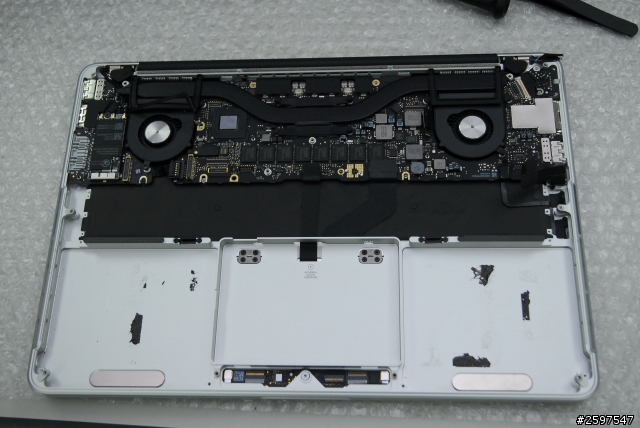 Macbook pro retina 13.3" C蓋鍵盤更換