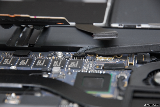 Macbook pro retina 13.3" C蓋鍵盤更換