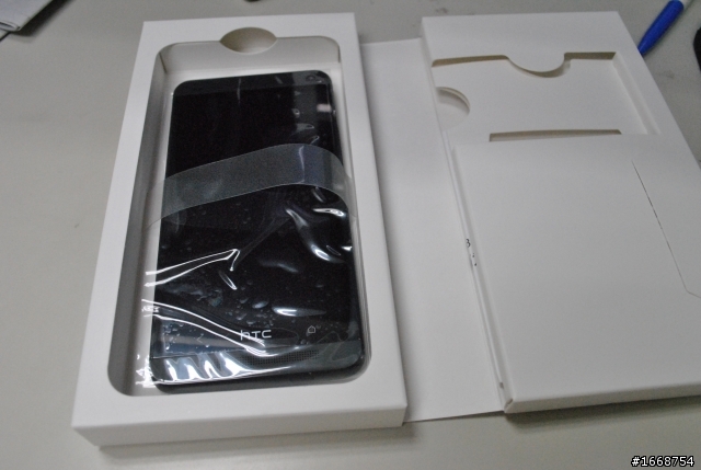 好感動,HTC 還我一支新HTC One