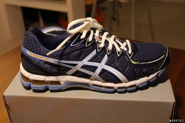 不專業開箱 - 亞瑟士 「GEL-KAYANO 20」