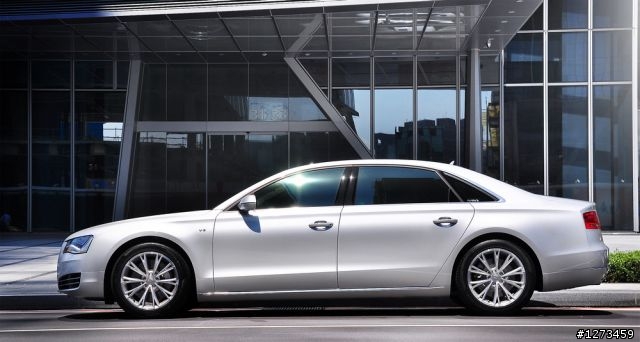 --科技旗艦-- Audi A8L 4.0T 分享