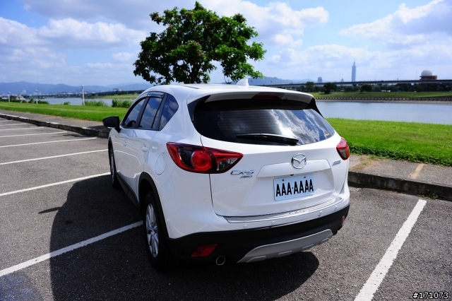 人生第二台Mazda! CX-5 2.0 AWD 簡單開箱