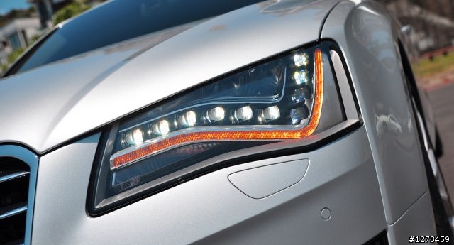 --科技旗艦-- Audi A8L 4.0T 分享