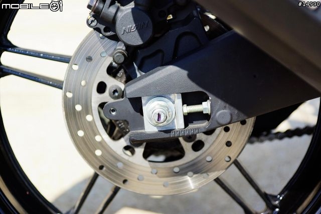 獨一無二的品味:YAMAHA YZF-R15 v2.0 2013