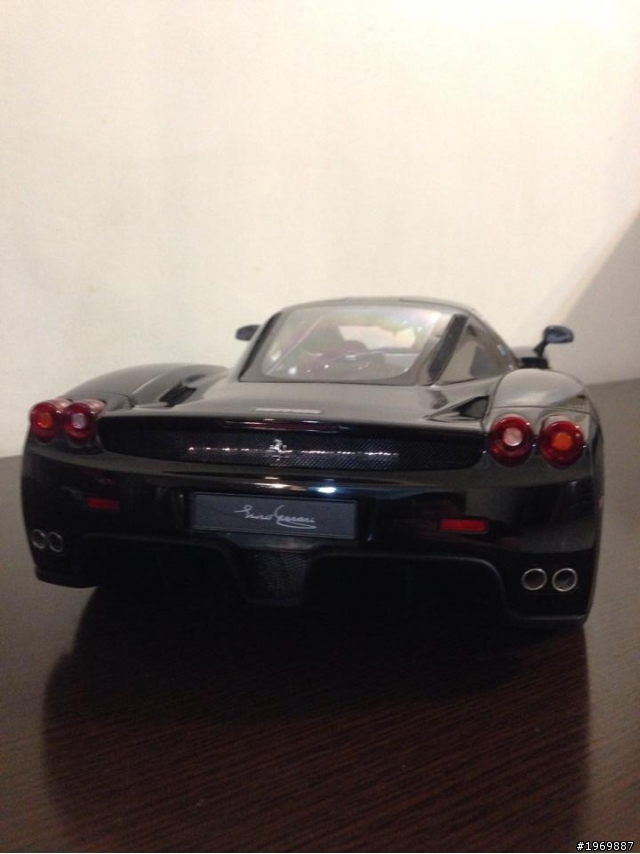 1/12 Kyosho Ferrari Enzo 開箱分享
