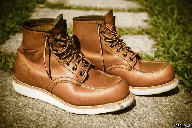 這禮拜敗家分享 Red Wing, Oak Street, 和敗一陣子的Palladium, 已及千年不敗 Timberland經典黃靴