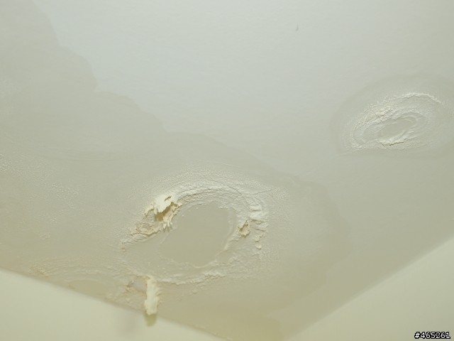 五年屋竟然漏水