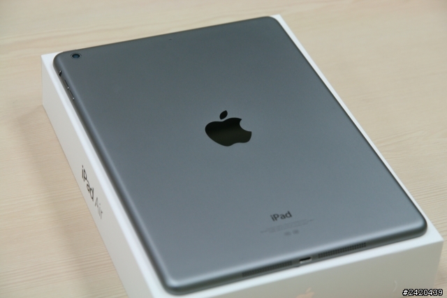 陸版太空灰iPad Air+台灣hoda保護貼