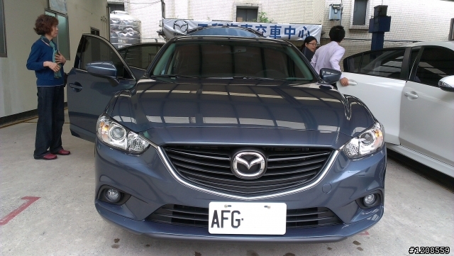 NEW MAZDA 6 2.0 汽油頂級版 (藍) 簡易開箱