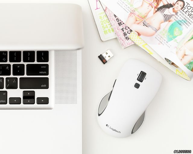 《3C見學記》Logitech M560無線滑鼠之無限制開箱