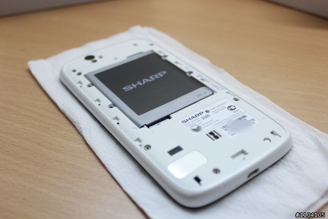 【冷門開箱】SHARP SH930W 質感白(11/26更新 手機螢幕已裂)