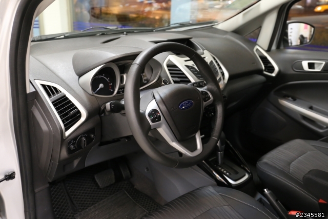 Ecosport賞車疑問,重視安全的話你們會怎麼選?