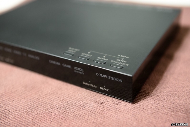 方寸間的奇幻世界 SONY MDR-HW700DS