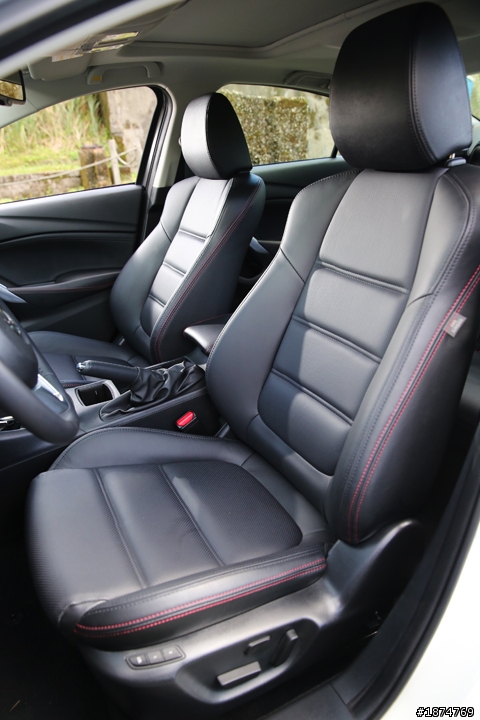 136.9萬安全配備最齊全的大型房車----參加All New Mazda6柴油款試駕活動心得分享