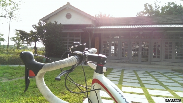 HTC New one 天空拍照問題