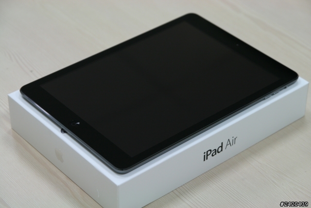 陸版太空灰iPad Air+台灣hoda保護貼