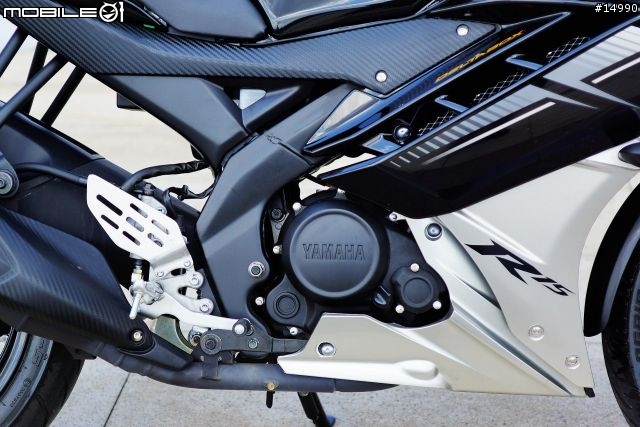 獨一無二的品味:YAMAHA YZF-R15 v2.0 2013