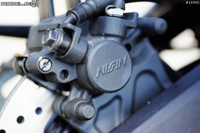 獨一無二的品味:YAMAHA YZF-R15 v2.0 2013