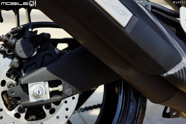 獨一無二的品味:YAMAHA YZF-R15 v2.0 2013